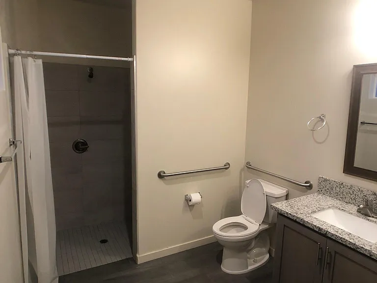 2205 N Main St #A-F — Photo 3