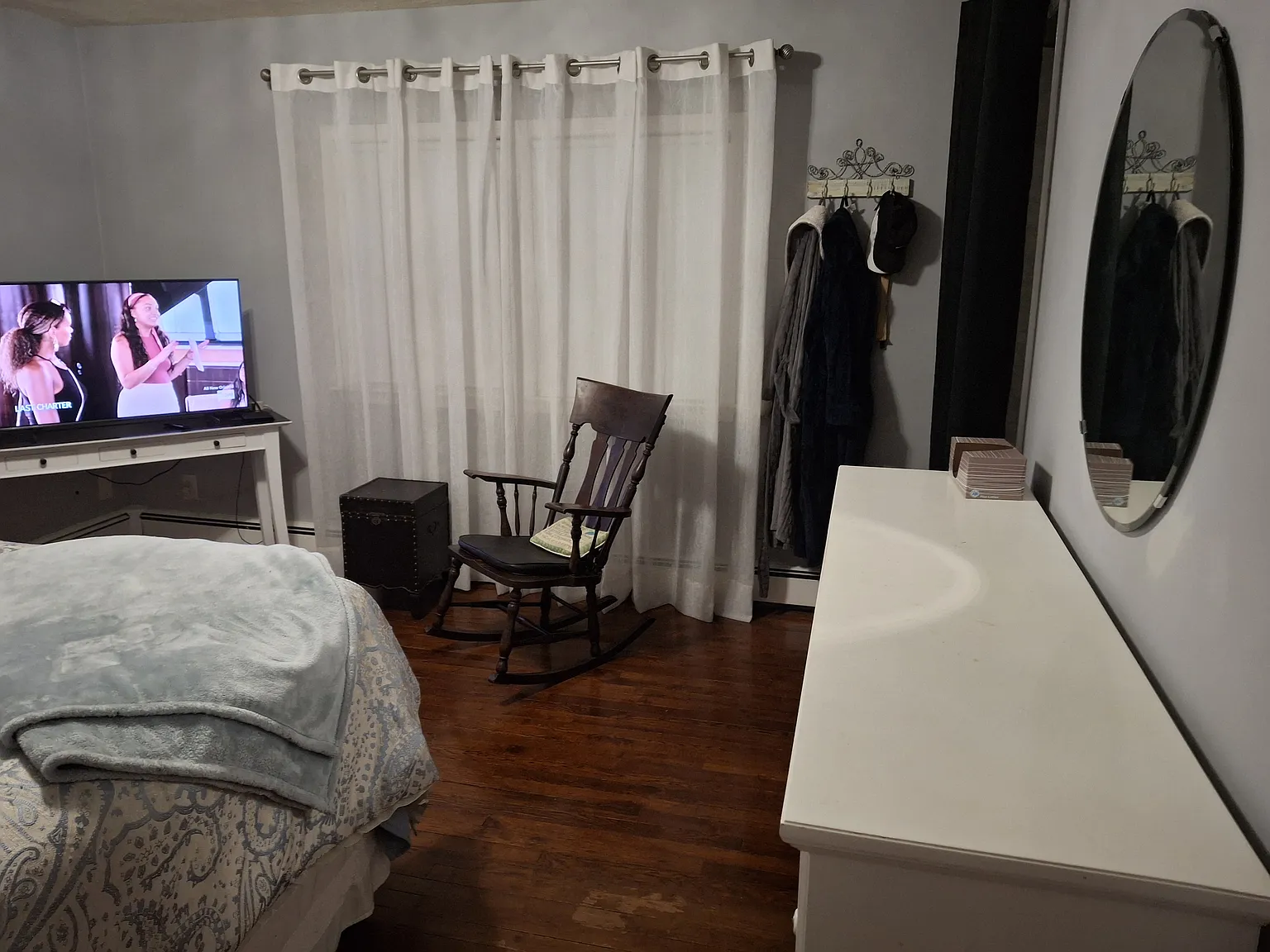 4 bed, 2500 sqft, $950 — Photo 3