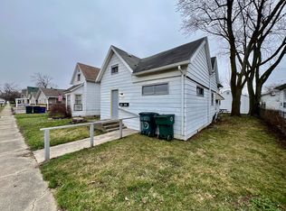 1929 W 8th St, Muncie, IN 47302