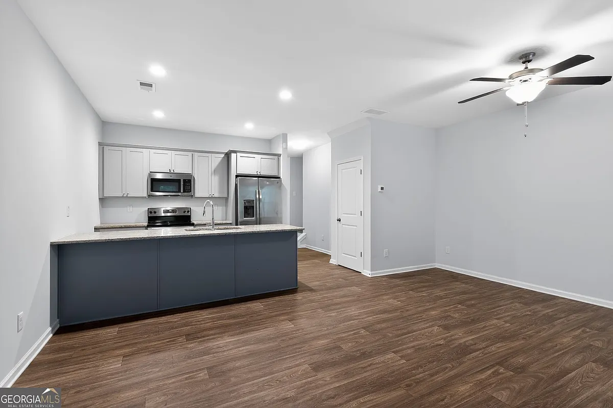Building Photo - 3122 Meadowstone Ln SW