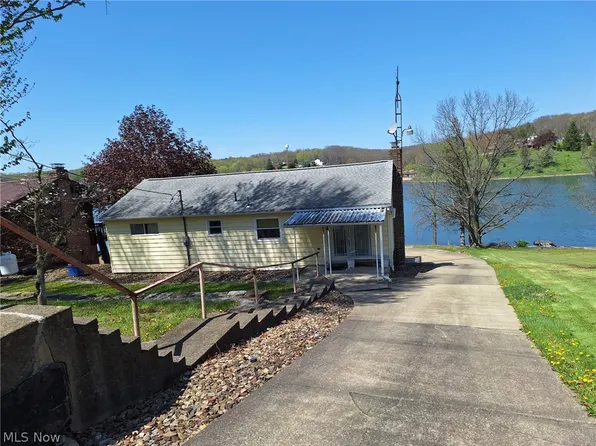 47813 Tomahawk Dr, Negley, OH 44441