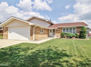 16559 Parkview Ave, Tinley Park, IL 60477