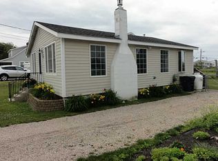 21 Holden Rd, South Kingstown, RI 02879