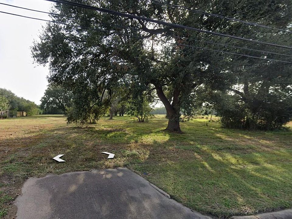 2nd image of 8802 Jones Rd