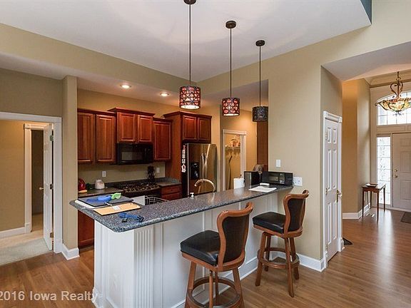 3rd image of 6980 Cody Dr Unit 32