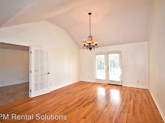 5th image of 1112 Chorleywood Ct