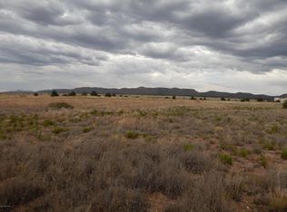 27565 N Red Rock Rd, Paulden, AZ 86334