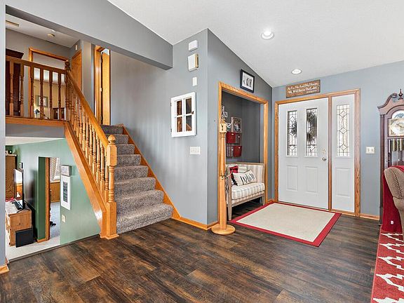 4th image of 3525 Woodhill Ln