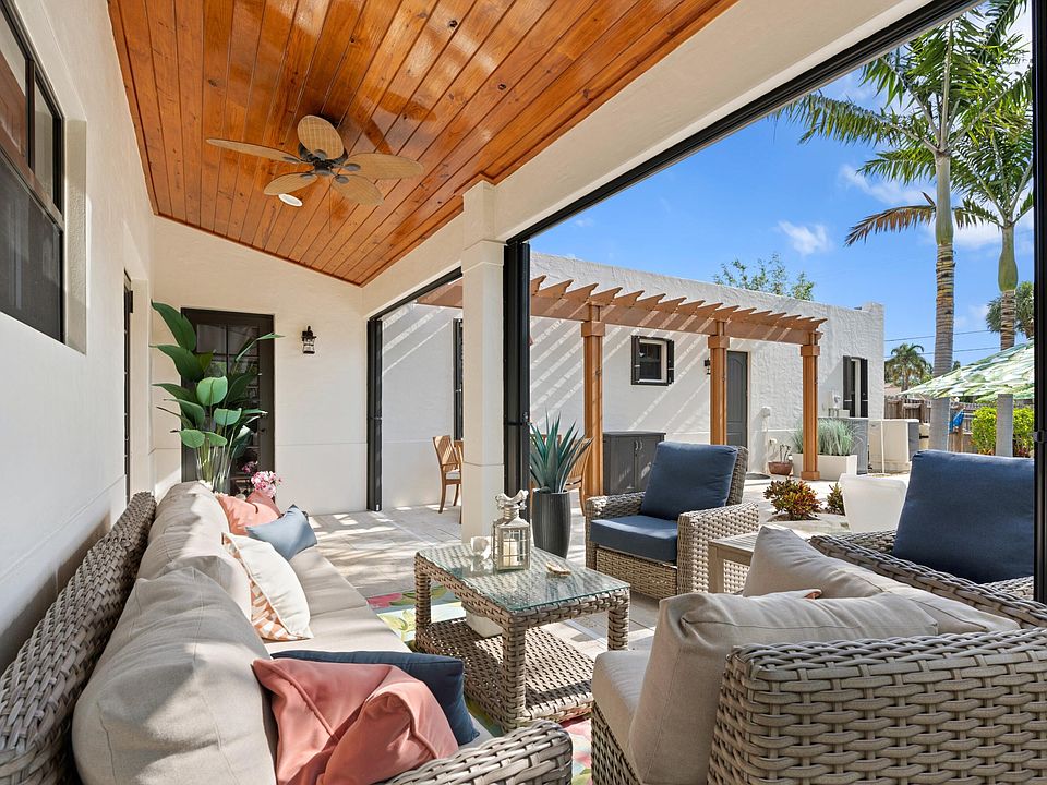 1st image of 1614 S Palmway