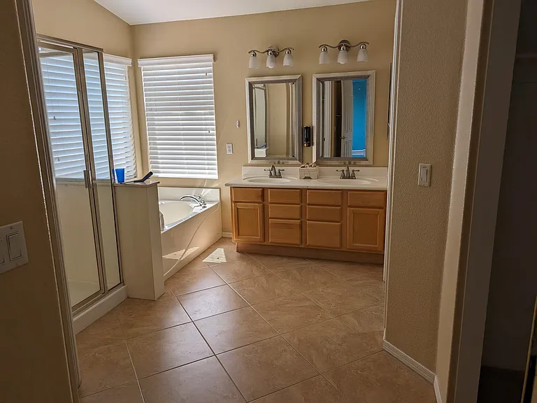1109 E Nunneley Rd — Photo 37