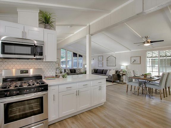 3rd image of 269 Chateau La Salle Dr #269