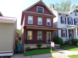 618 Mulberry St, Hollidaysburg, PA 16648