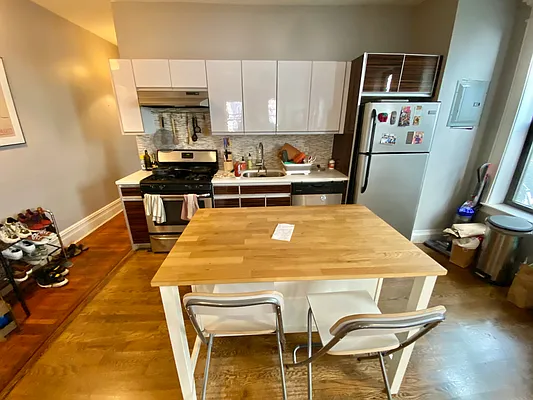 Rented by Simply Brooklyn Realty Inc | media 11