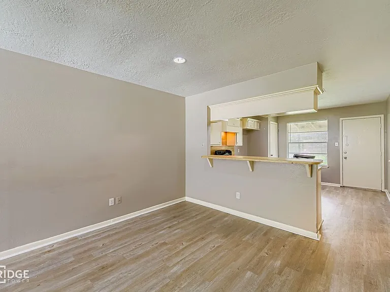1611 Hazelwood St #A — Photo 17