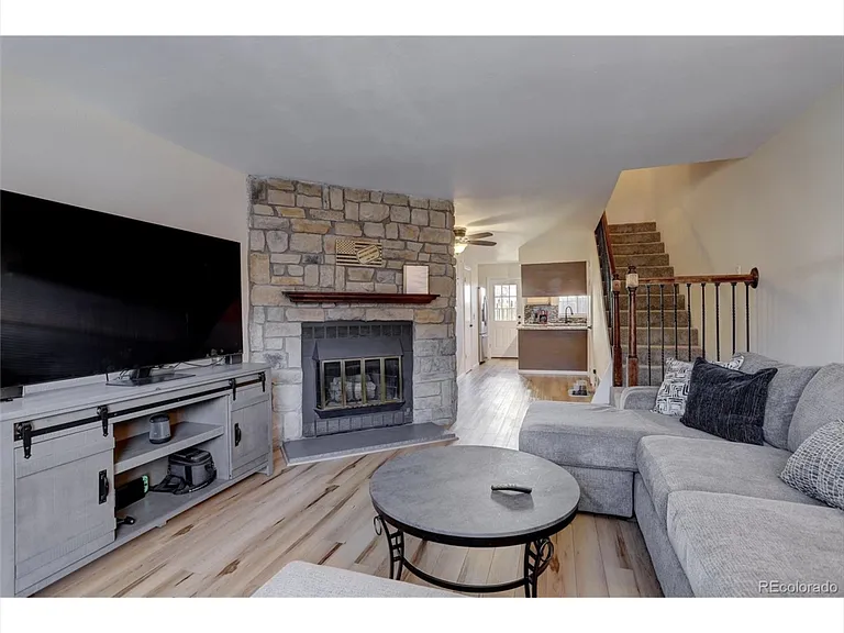 1662 S Blackhawk Way #D — Photo 6