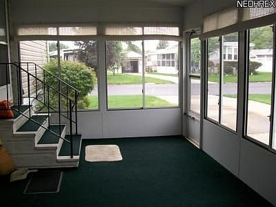 3rd image of 8 Grand Blvd