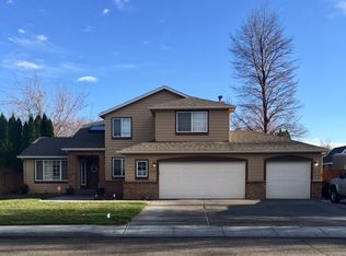 1430 Oxford Ave, Richland, WA 99352