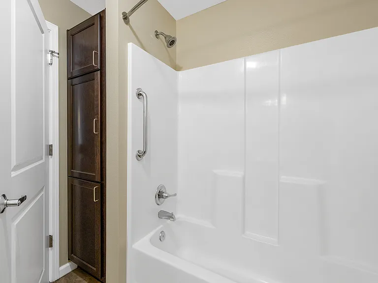 1225 Jacolyn Dr SW — Photo 10