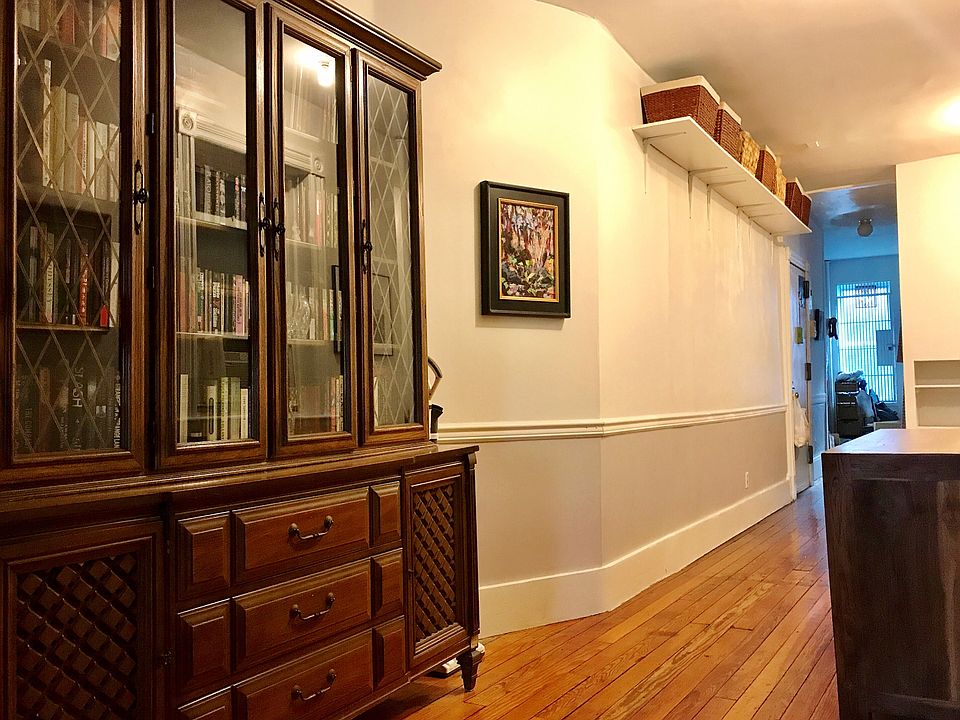1st image of 504 W 48th St APT 4W