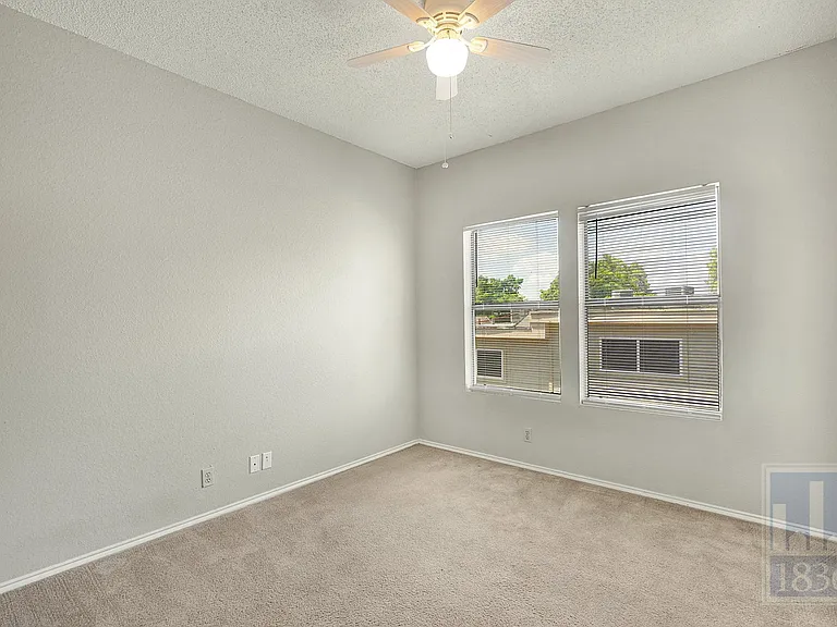 2804 Rio Grande St #303 — Photo 17