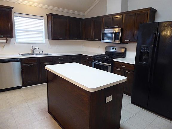 5th image of 12610 Emerald Springs Dr