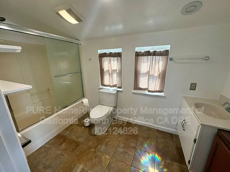 Studio, 1.0 bath, $1,750 — Photo 3