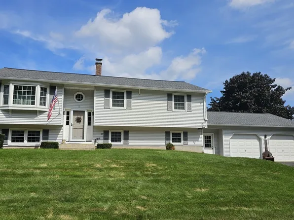 15 Murray Ave, Auburn, MA 01501