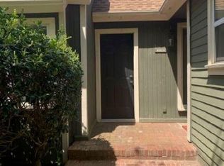 6014 Sentinel Dr, Raleigh, NC 27609