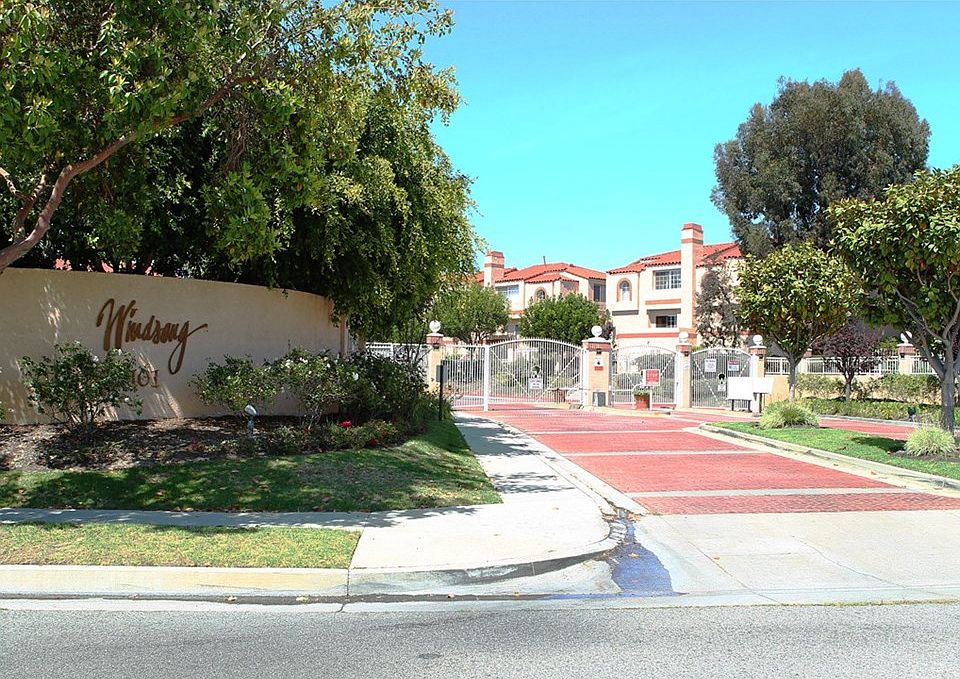 1st image of 3101 Plaza Del Amo Unit 36
