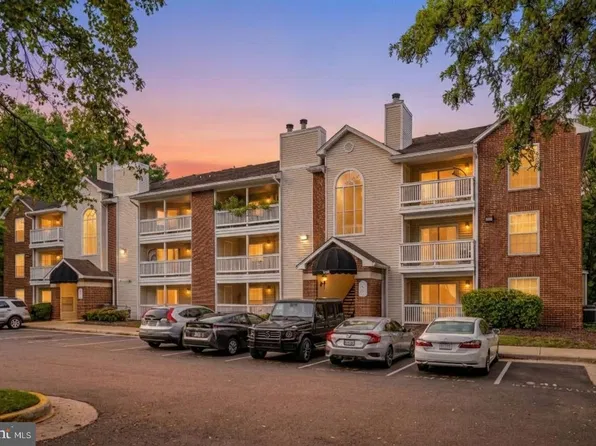 1538 Lincoln Way APT 202A, Mc Lean, VA 22102