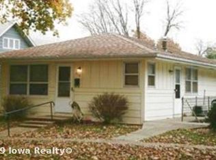 212 Leroy St, Audubon, IA 50025