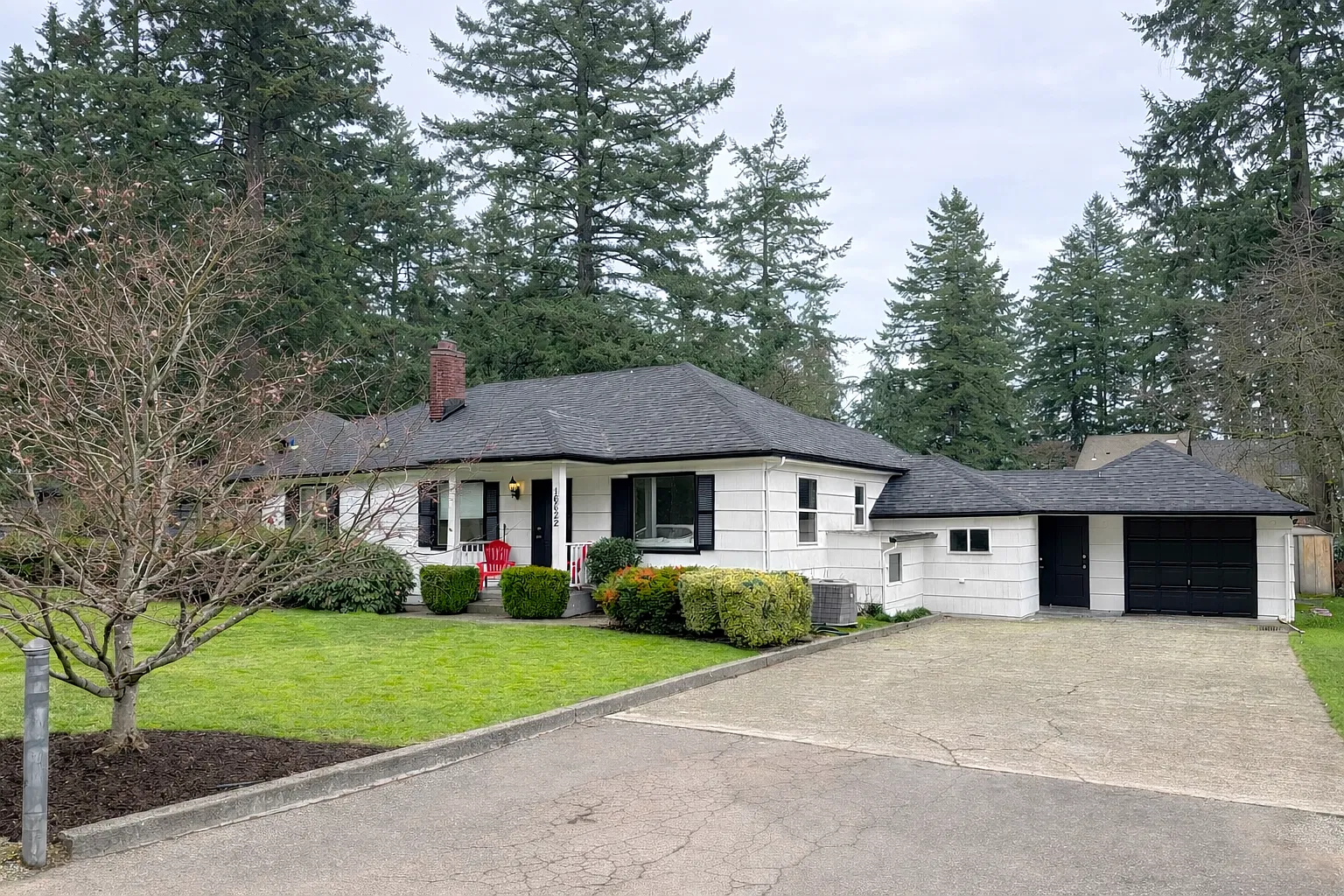 3 bed, 1926 sqft, $3,295 — Photo 2