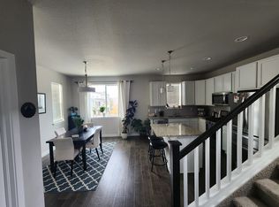 2400 S Scranton St, Aurora, CO 80014