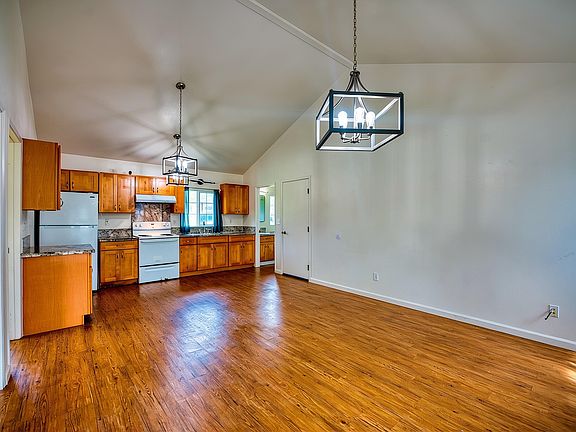 4th image of 16-2078 Gardenia Dr