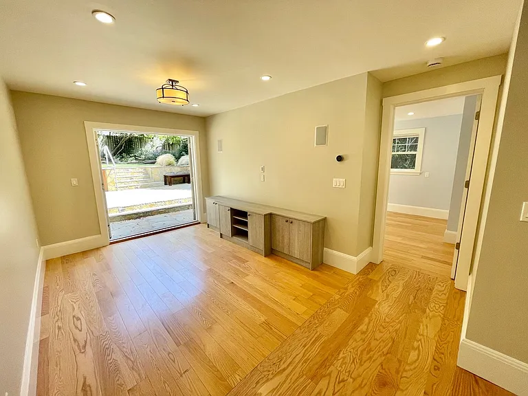 518 Staples Ave — Photo 19
