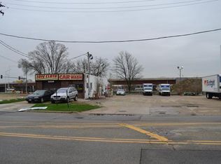 1455 Main Ln, Elgin, IL 60123