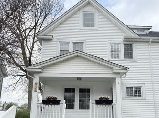 932 Timberman Rd, Columbus, OH 43212