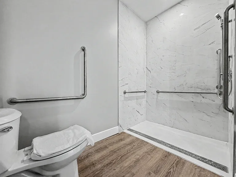 199 Pine St #4 — Photo 12