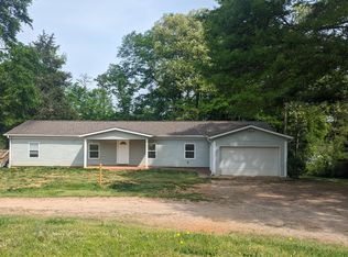 422 Berry Shoals Rd, Duncan, SC 29334