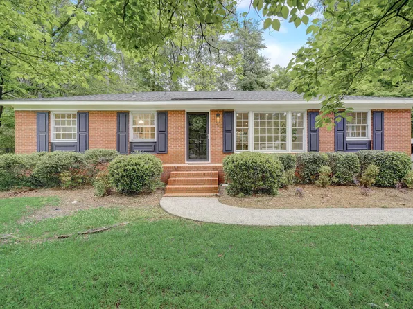 204 Brandywine Rd, Chapel Hill, NC 27516