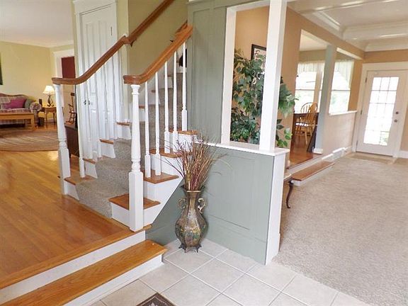 2nd image of 3143 Werkridge Dr