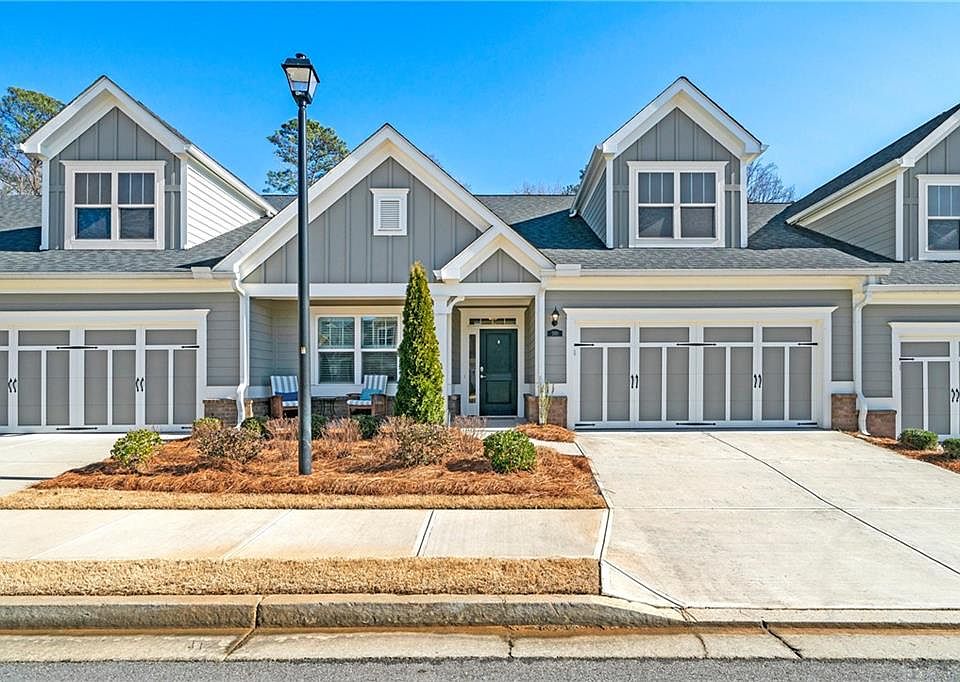 1st image of 330 Cherokee Station Cir