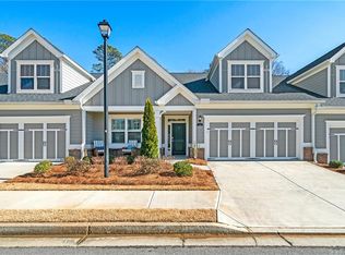 330 Cherokee Station Cir, Woodstock, GA 30188