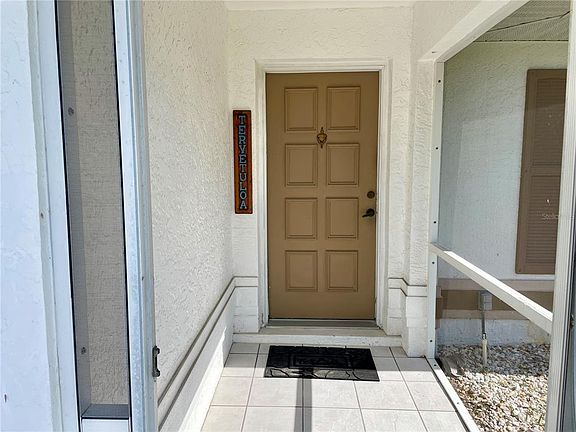 2nd image of 23372 Mullins Ave
