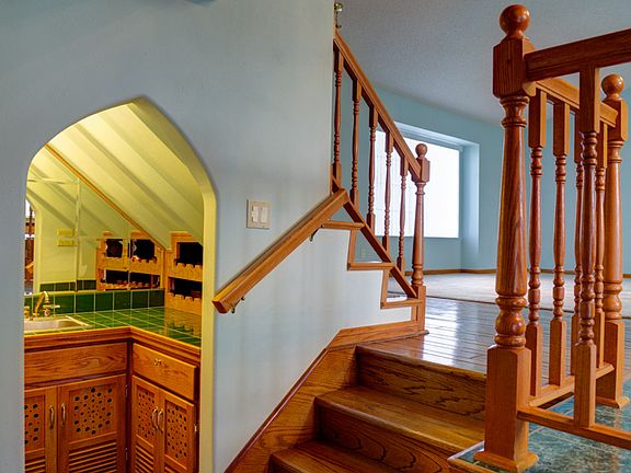 5th image of 39425 Southcliff Way