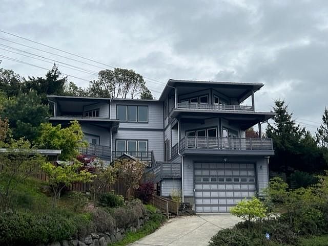 1st image of 4426 Somerset Dr SE