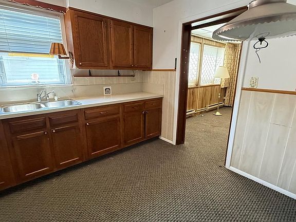 2nd image of 15 Gramercy Pl