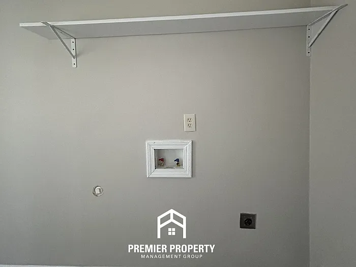 970 Millcreek Pl — Photo 8