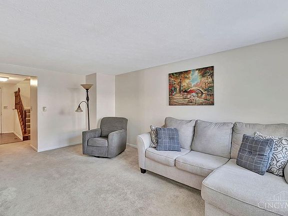 2nd image of 8050 Hetz Dr #276