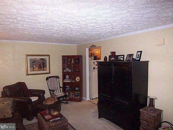 3rd image of 22418 Stablehouse Dr